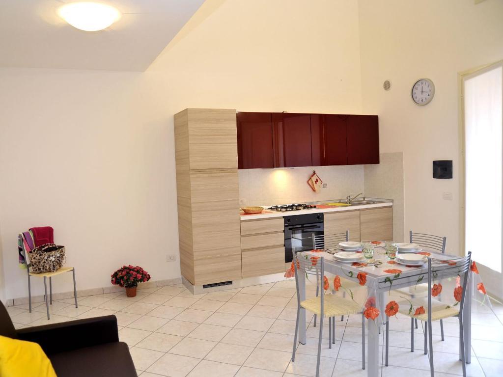 Residence Mediterraneo Lido delle Nazioni Bilik gambar